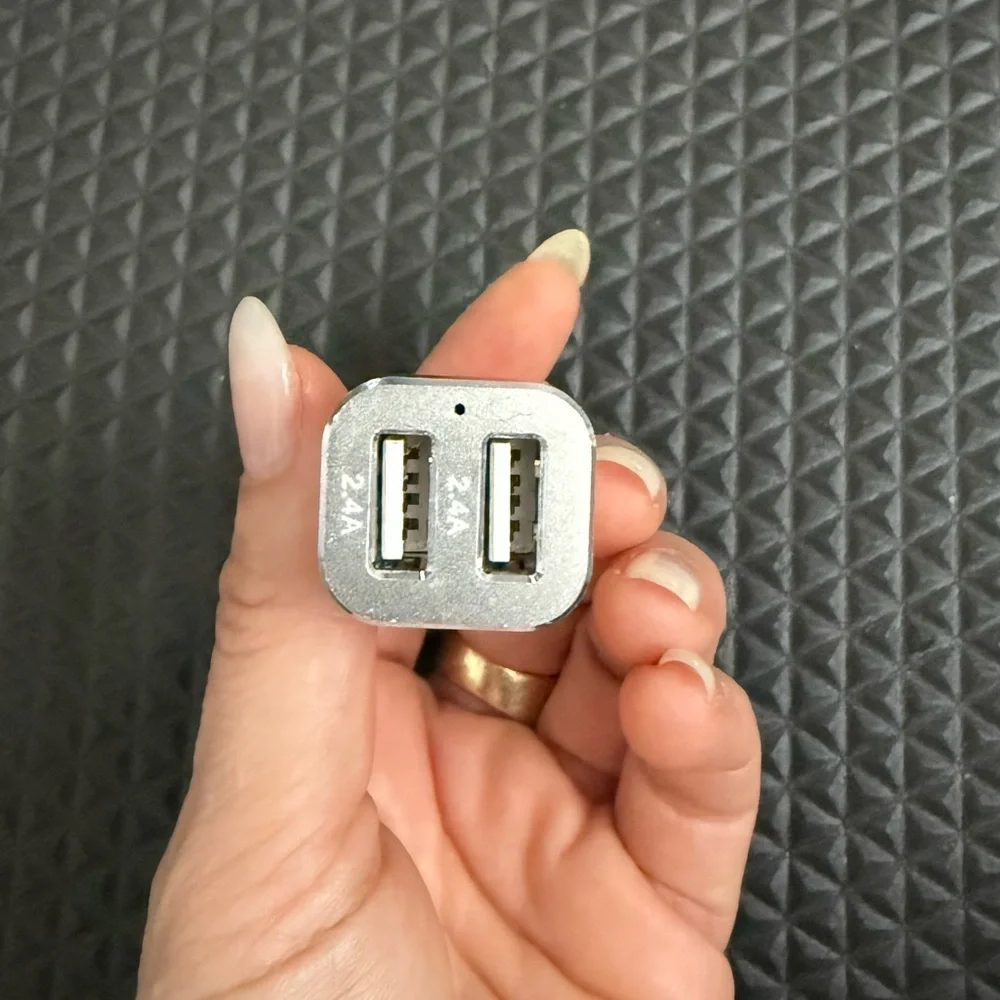 Dual USB Car Charger for USB Cables for iphone